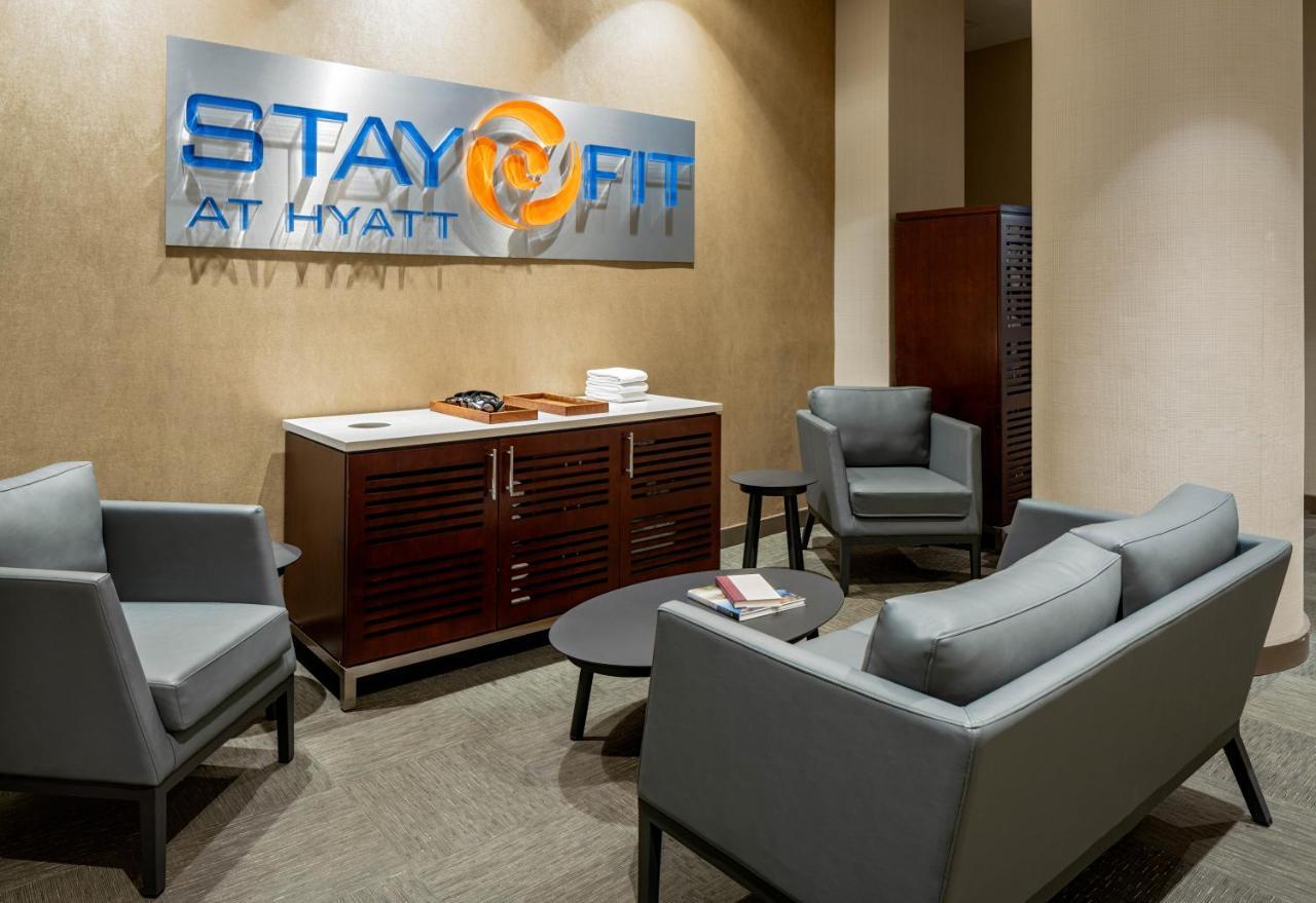 Отель Hyatt Regency Indianapolis At State Capitol Экстерьер фото