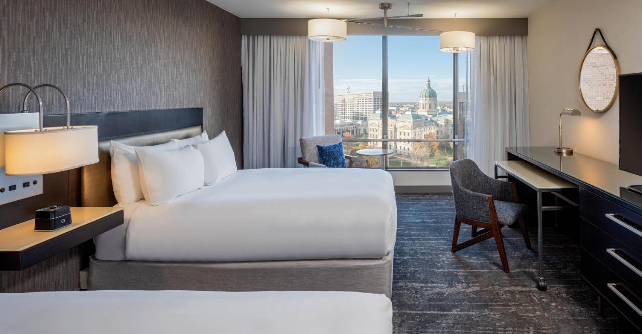 Отель Hyatt Regency Indianapolis At State Capitol Экстерьер фото