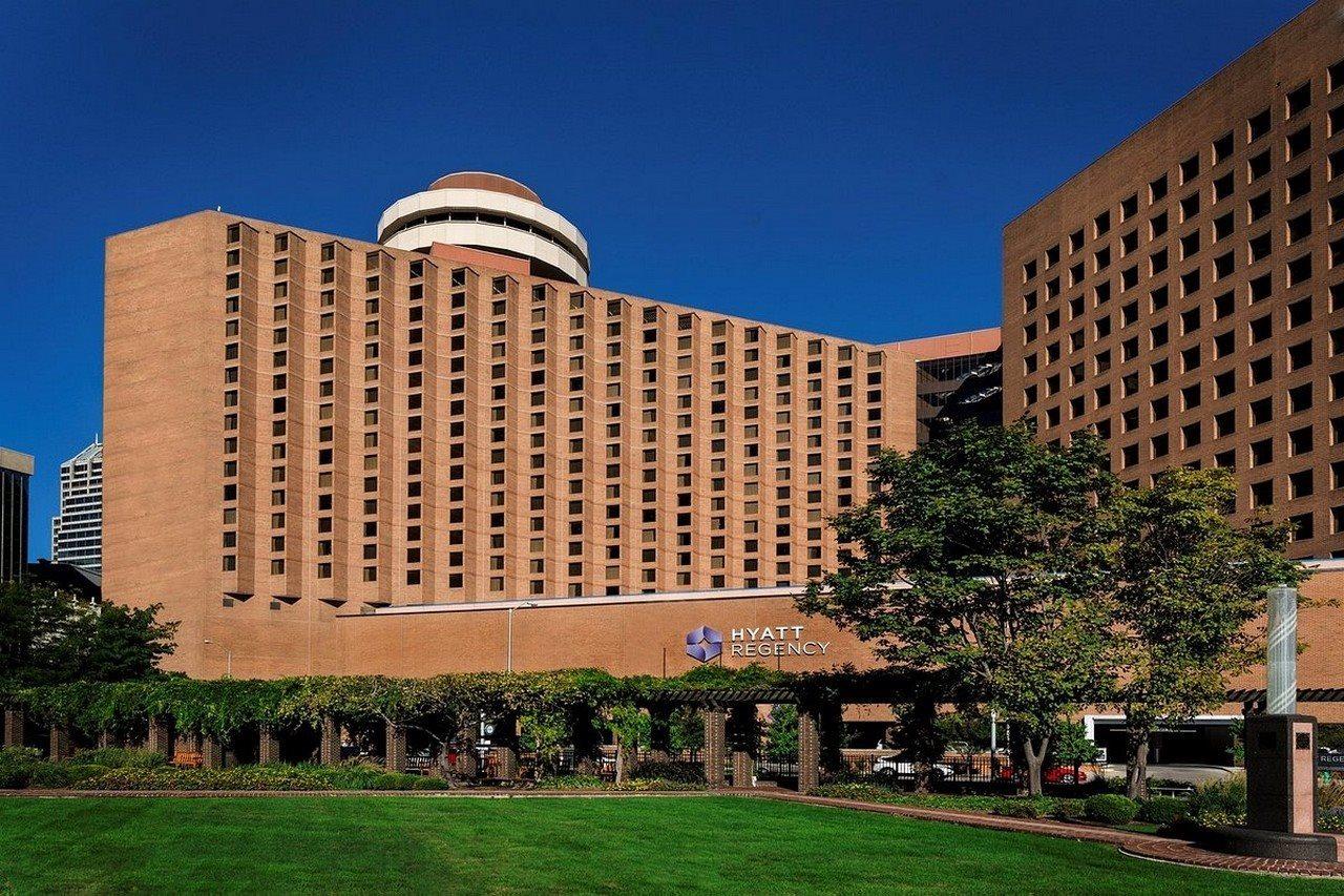 Отель Hyatt Regency Indianapolis At State Capitol Экстерьер фото