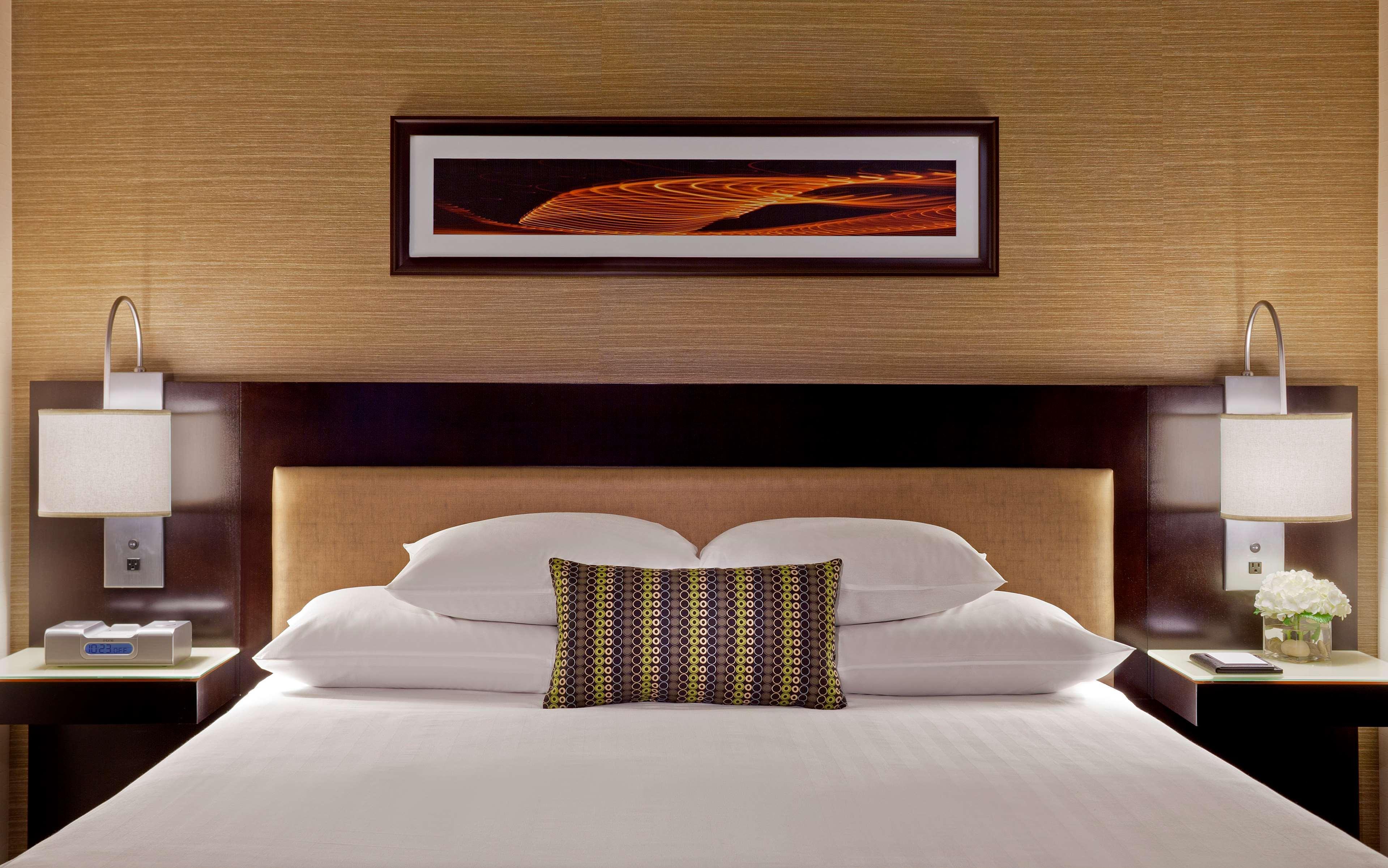Отель Hyatt Regency Indianapolis At State Capitol Экстерьер фото